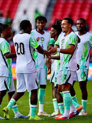 Femi Azeez with Super Eagles teammates