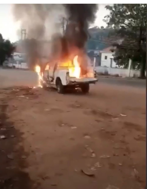 Burnt car in Enugu