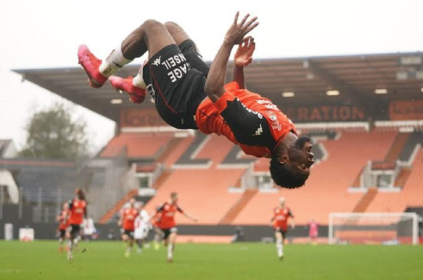 Terem Moffi's acrobatic goal celebration