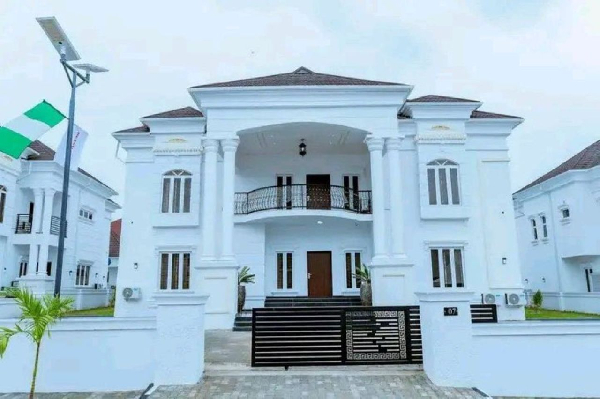One of the houses given to judges