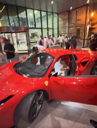 Victor Osimhen drove off from the airport in a red Ferrari