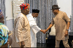 Goodluck Jonathan meets PDP leaders