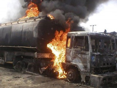 Image of a petrol tanker on fire