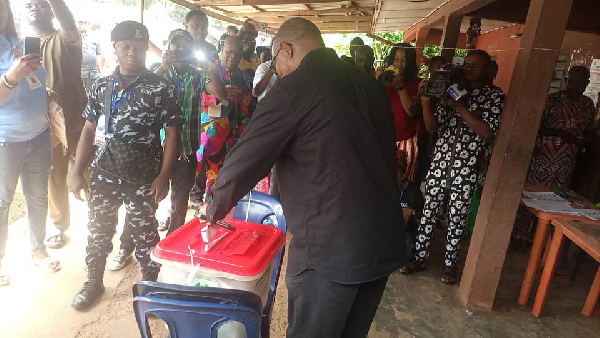 Peter Obi casting his vote