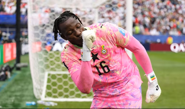 Ghana goalkeeper Benjamin Asare