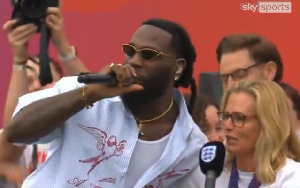 Burna Boy during England Women’s Euro trophy parade