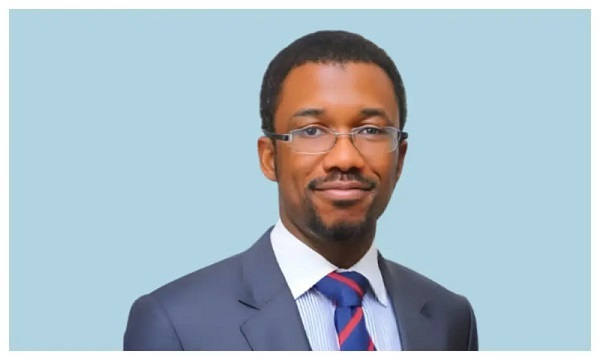 financial analyst, Kalu Aja