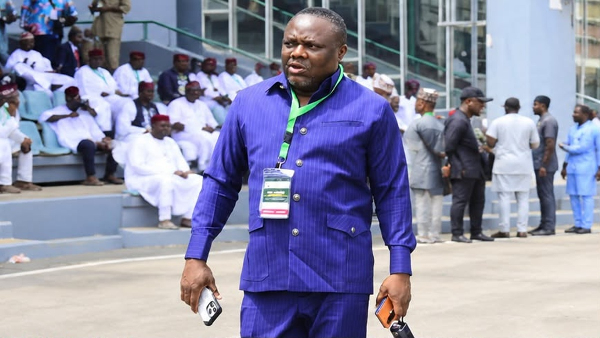 Hon. Olatunde Gideon Igbasan's youth network feeds over 1,000 people weekly in Lagos