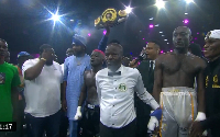 Carter Efe beats Portable in celebrity boxing bout
