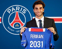 Ferran Torres joins PSG from Barca