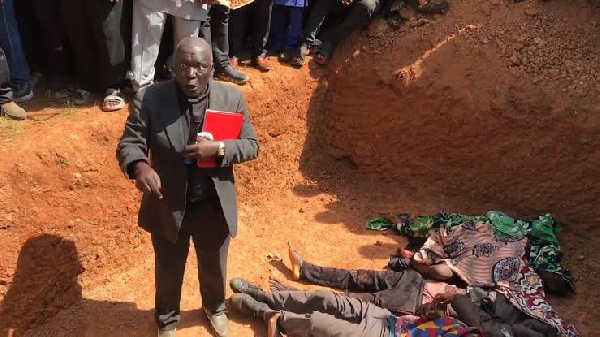 Rev Dachomo and corpses