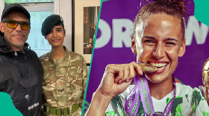 Ashleigh Plumptre's dad celebrates her sister's enlistment in the British Army