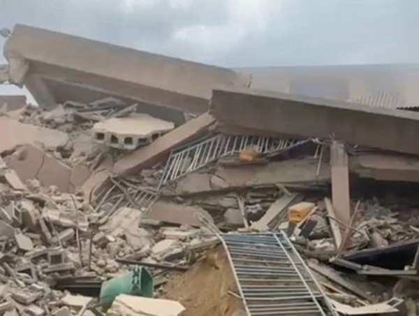 A private school collapses in Ogba, Lagos State