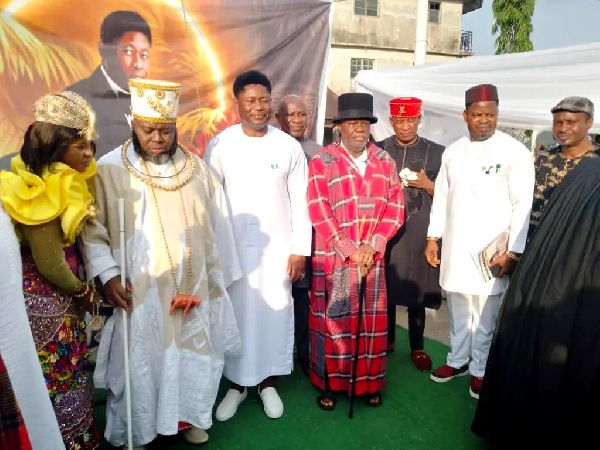 Asari Dokubo and friends