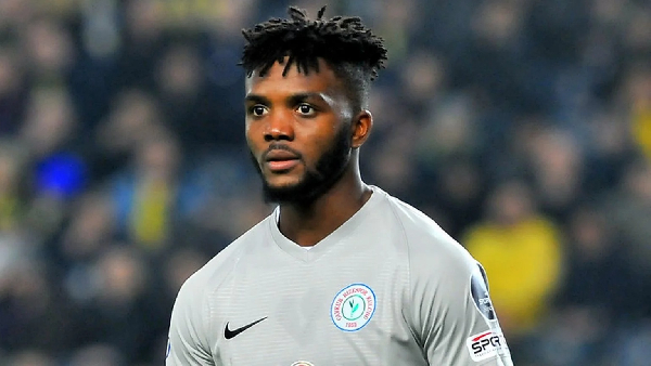 Super Eagles defender, Chidozie Awaziem