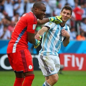 Vincent Enyeama and Lionel Messi during the 2014 FIFA World Cup Vincent Enyeama and Lionel Messi during the 2014 FIFA World Cup