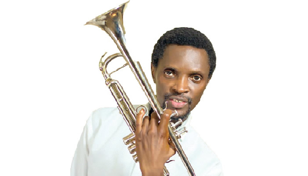 Singer Goke Bajowa