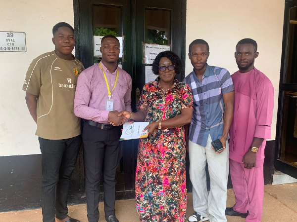 Delegated excutives of Nans-Ghana and some staff at Achimota Basic School