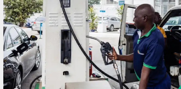 Petrol prices climb towards N1,500 as filling stations adjust pump rates
