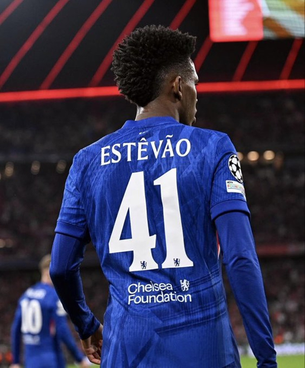 Chelsea winger Estevao Willian