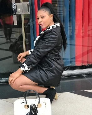 Amelia Pounds, a Nigerian socialite