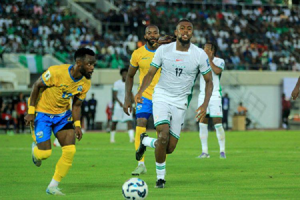 Alex Iwobi in action against Gabon
