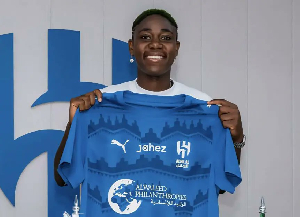 Asisat Oshoala wins Player of the Month in Saudi Women' s League