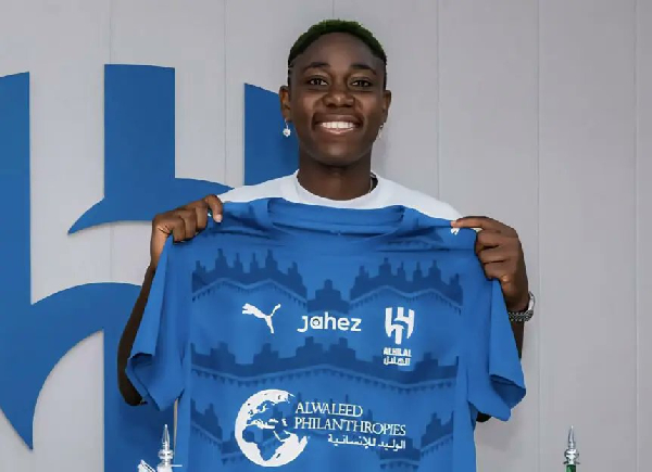 Asisat Oshoala wins Player of the Month in Saudi Women' s League