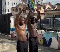 Seun Kuti and VeryDarkMan visited Fela’s gravesite to show respect and offered two rams as sacrifice