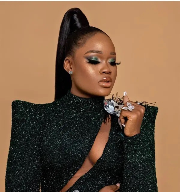 Cee C