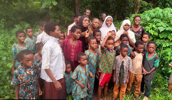 The freed pupils and teacher       Photo credit: Bayo Onanuga