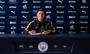 Enzo Fernandez joins Manchester City Enzo Fernandez joins Manchester City